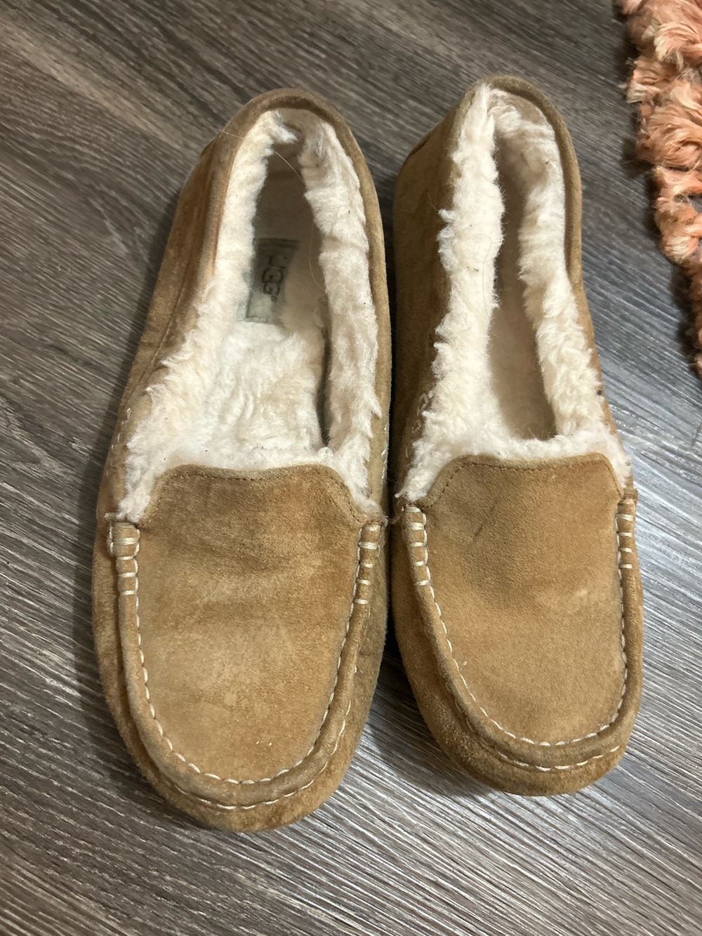 UGG Chesnut Ansley Suede Sheepskin Shearling Lined Moccasin Slippers Size 12